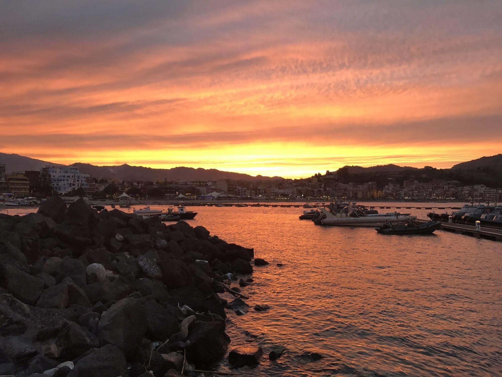 Hotel Kalaskiso' Giardini Naxos
