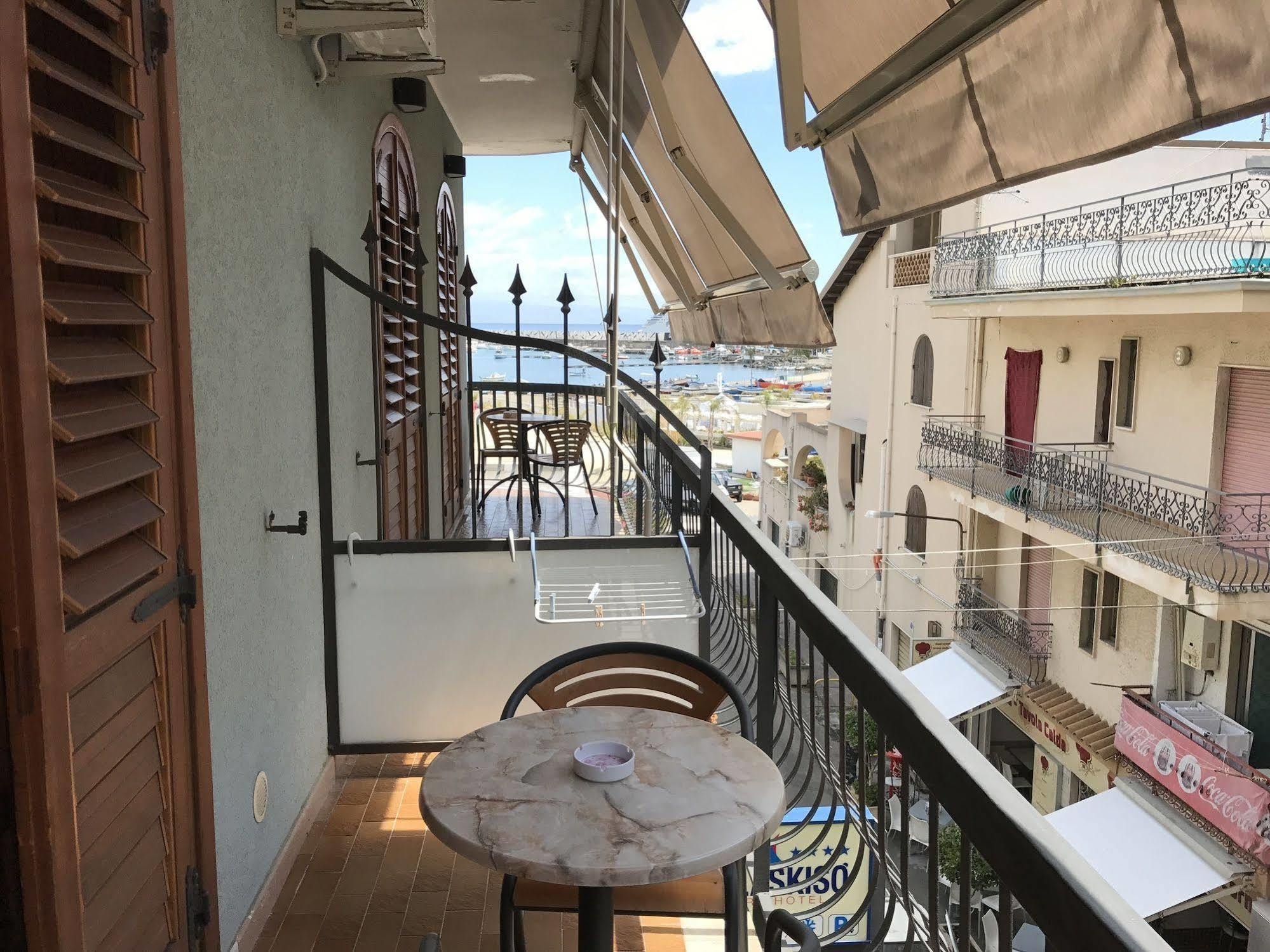 Hotel Kalaskiso' Giardini-Naxos
